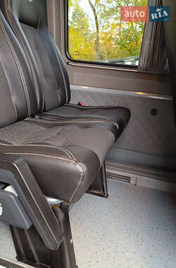 Туристический / Междугородний автобус Mercedes-Benz Sprinter 2011 в 