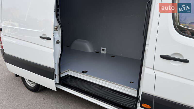 Грузовой фургон Mercedes-Benz Sprinter 2014 в Ровно