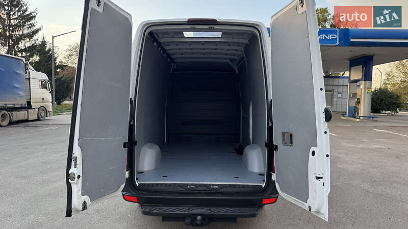 Грузовой фургон Mercedes-Benz Sprinter 2014 в Ровно