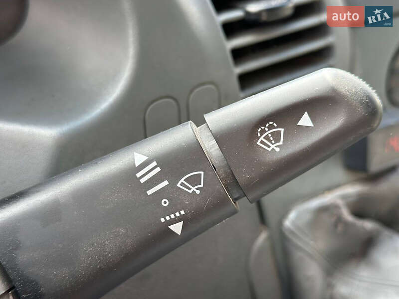 Вантажний фургон Mercedes-Benz Sprinter 2001 в Дніпрі фото 20 Вантажний фургон Mercedes-Benz Sprinter 2001 в Дніпрі