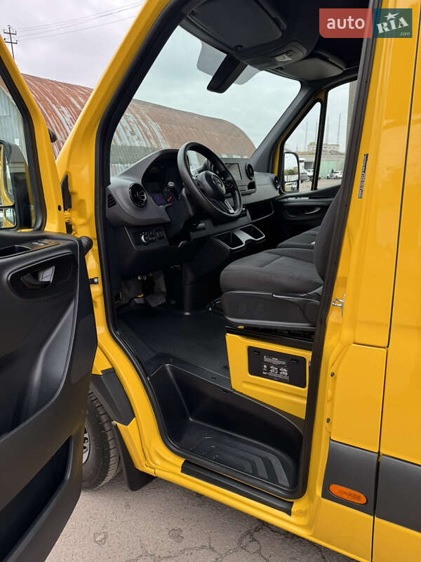 Вантажний фургон Mercedes-Benz Sprinter 2020 в Рівному фото 23 Вантажний фургон Mercedes-Benz Sprinter 2020 в Рівному
