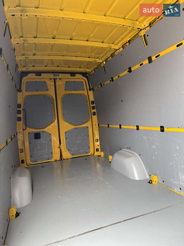 Вантажний фургон Mercedes-Benz Sprinter 2020 в Рівному фото 44 Вантажний фургон Mercedes-Benz Sprinter 2020 в Рівному