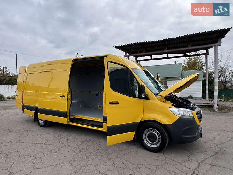 Вантажний фургон Mercedes-Benz Sprinter 2020 в Рівному фото 60 Вантажний фургон Mercedes-Benz Sprinter 2020 в Рівному