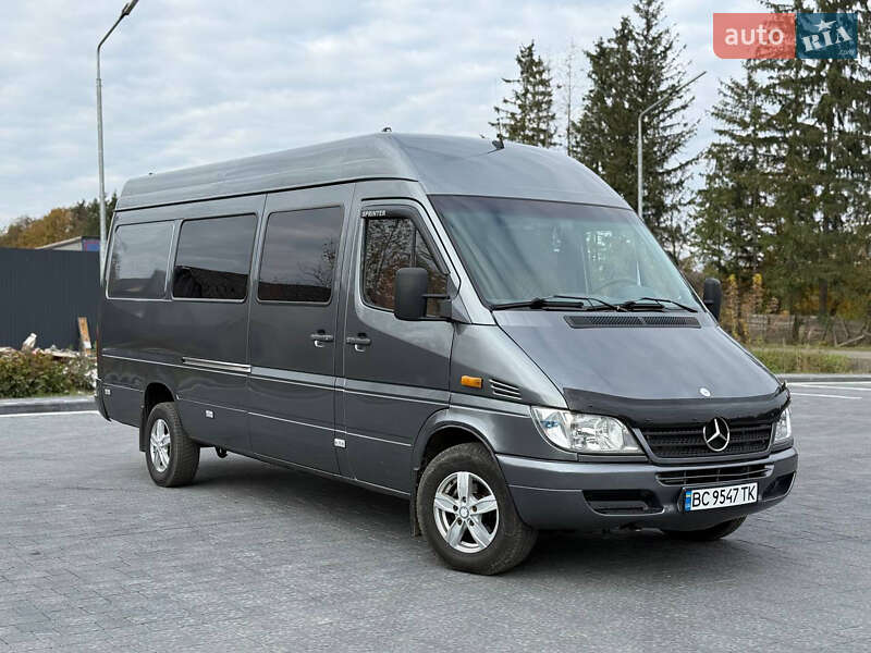 Mercedes-Benz Sprinter 2005