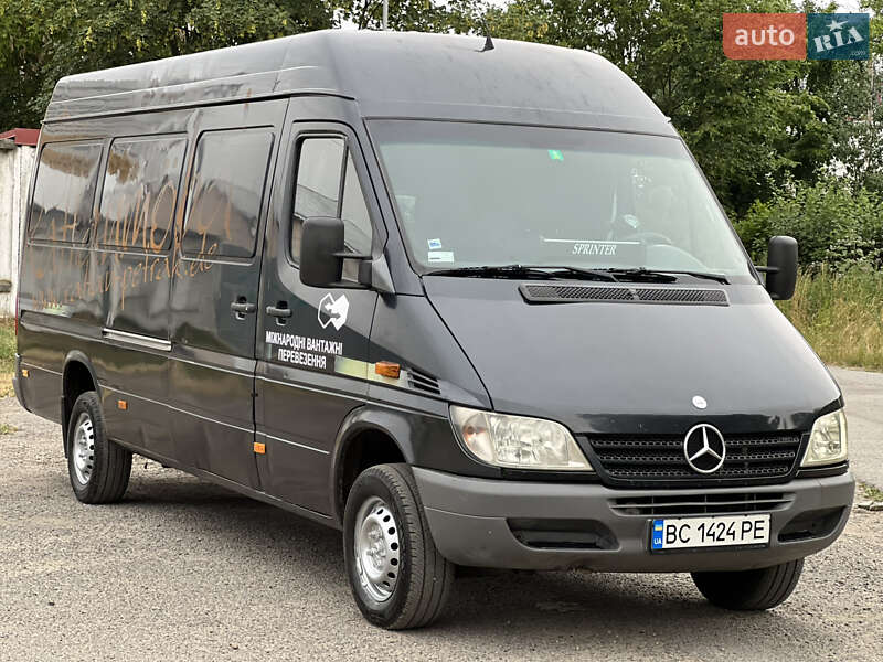 Вантажний фургон Mercedes-Benz Sprinter 2003 в Стрию