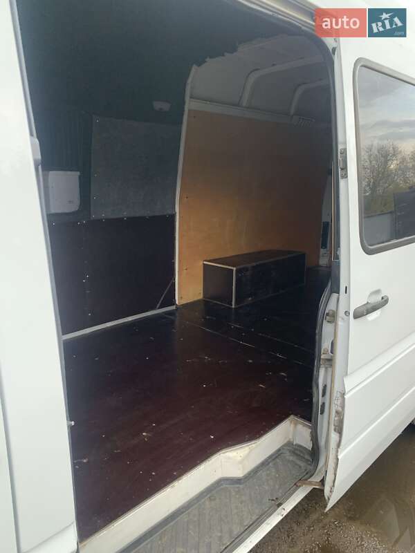 Грузовой фургон Mercedes-Benz Sprinter 2003 в Конотопе