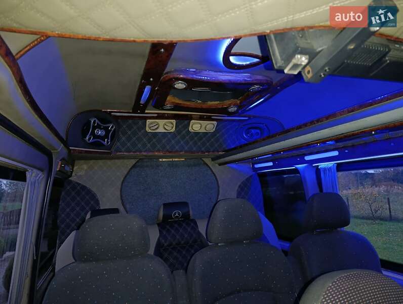 Микроавтобус Mercedes-Benz Sprinter 2005 в Стрые