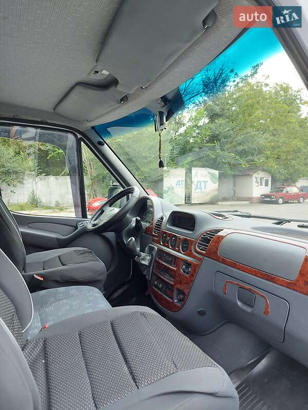 Микроавтобус Mercedes-Benz Sprinter 2005 в Днепре