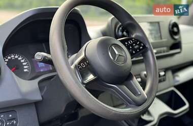 Грузовой фургон Mercedes-Benz Sprinter 2019 в  фото 24 Грузовой фургон Mercedes-Benz Sprinter 2019 в