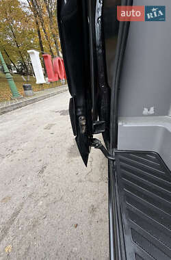 Мікроавтобус Mercedes-Benz Sprinter 2015 в  фото 42 Мікроавтобус Mercedes-Benz Sprinter 2015 в