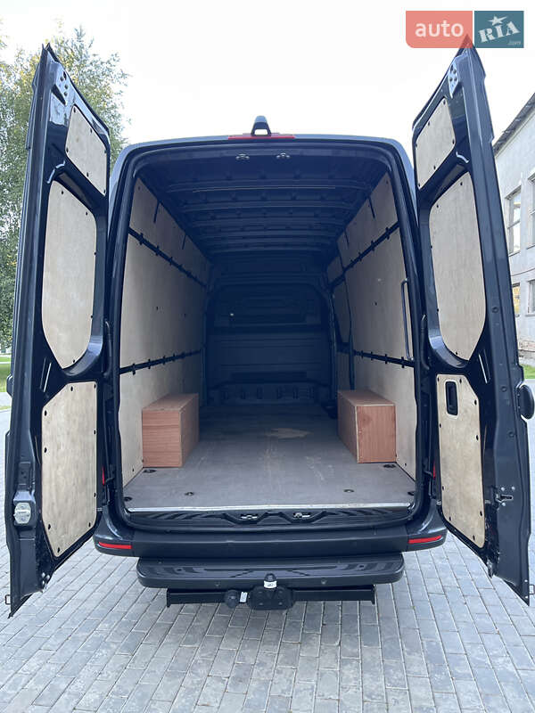 Вантажний фургон Mercedes-Benz Sprinter 2020 в Луцьку
