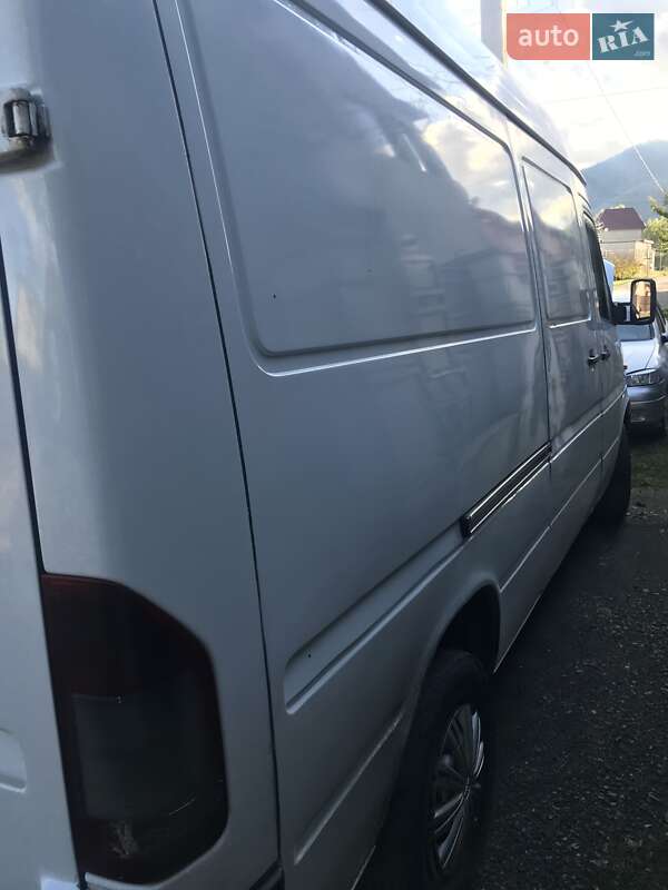 Інші вантажівки Mercedes-Benz Sprinter 2001 в Хусті фото 9 Інші вантажівки Mercedes-Benz Sprinter 2001 в Хусті