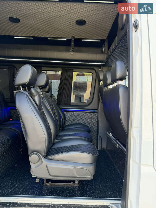 Микроавтобус Mercedes-Benz Sprinter 2016 в Дубовом фото 13 Микроавтобус Mercedes-Benz Sprinter 2016 в Дубовом