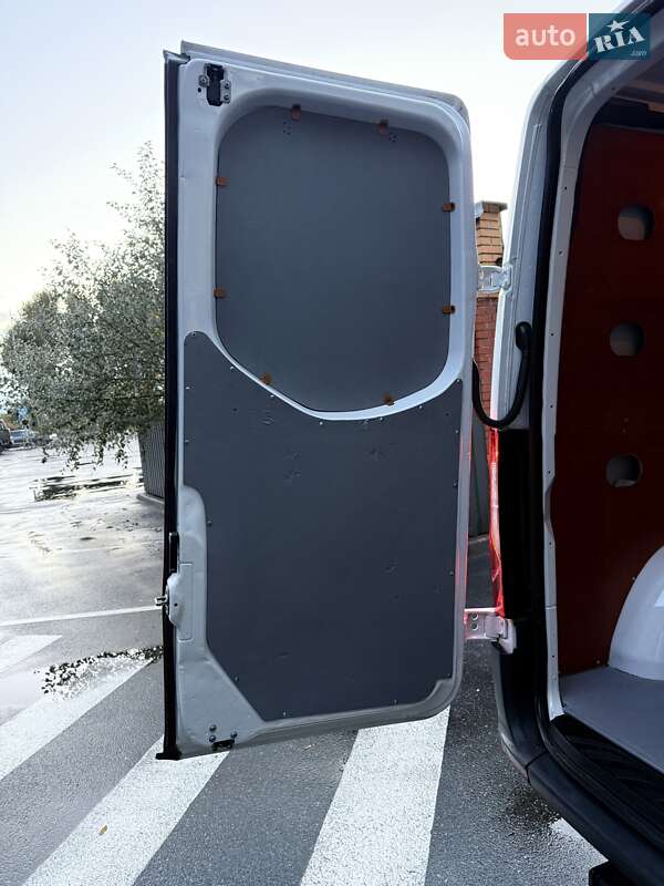 Вантажний фургон Mercedes-Benz Sprinter 2020 в Києві фото 49 Вантажний фургон Mercedes-Benz Sprinter 2020 в Києві