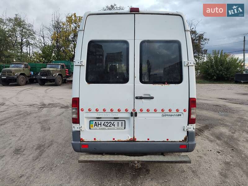 Вантажний фургон Mercedes-Benz Sprinter 2006 в Кропивницькому