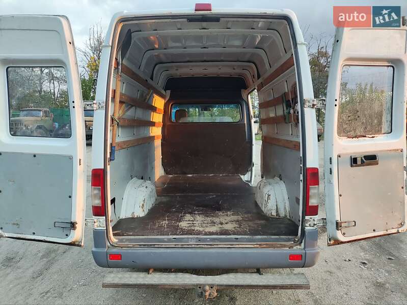 Вантажний фургон Mercedes-Benz Sprinter 2006 в Кропивницькому