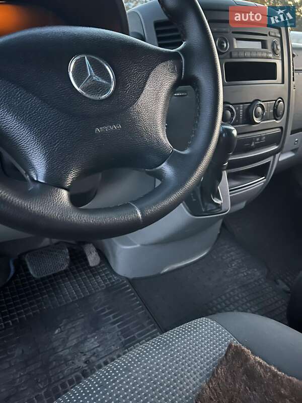 Евакуатор Mercedes-Benz Sprinter 2011 в Косові