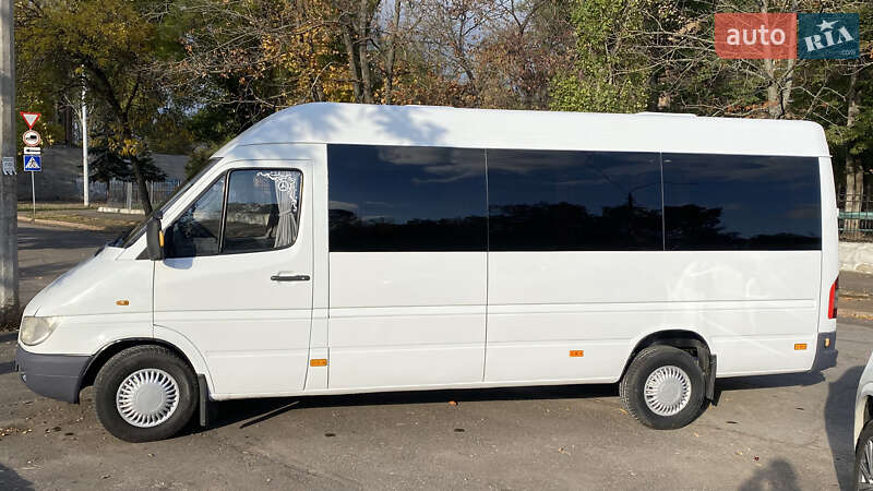 Городской автобус Mercedes-Benz Sprinter 2000 в Николаеве фото 12 Городской автобус Mercedes-Benz Sprinter 2000 в Николаеве
