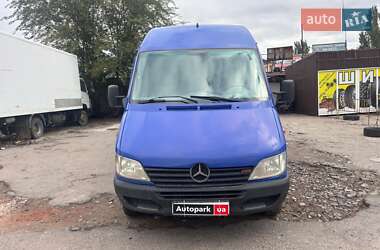 Микроавтобус грузовой (до 3,5т) Mercedes-Benz Sprinter 2003 в  фото 8 Микроавтобус грузовой (до 3,5т) Mercedes-Benz Sprinter 2003 в