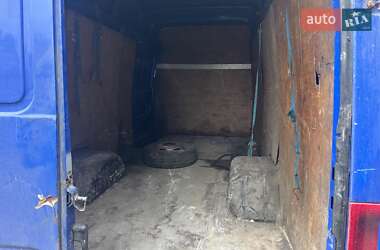 Микроавтобус грузовой (до 3,5т) Mercedes-Benz Sprinter 2003 в  фото 11 Микроавтобус грузовой (до 3,5т) Mercedes-Benz Sprinter 2003 в