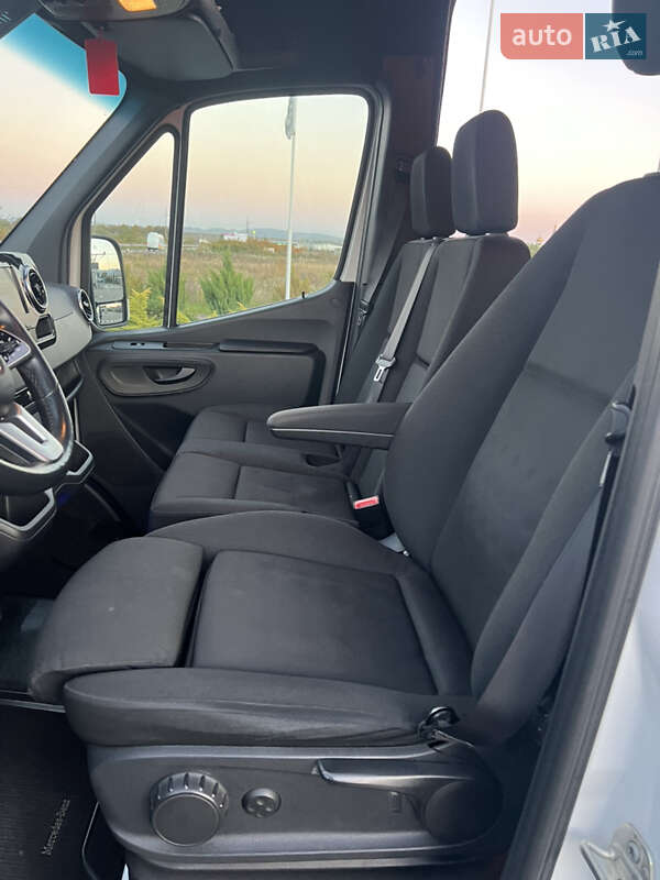 Микроавтобус Mercedes-Benz Sprinter 2019 в Хусте фото 30 Микроавтобус Mercedes-Benz Sprinter 2019 в Хусте