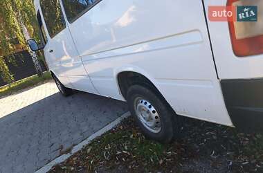 Микроавтобус Mercedes-Benz Sprinter 2005 в  фото 10 Микроавтобус Mercedes-Benz Sprinter 2005 в