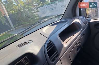 Микроавтобус Mercedes-Benz Sprinter 2005 в  фото 32 Микроавтобус Mercedes-Benz Sprinter 2005 в