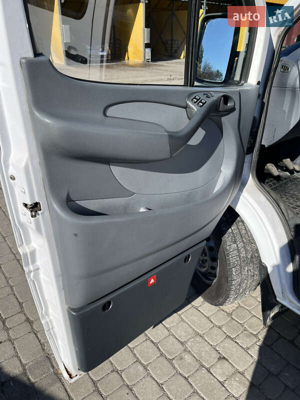 Микроавтобус Mercedes-Benz Sprinter 2006 в Хмельницком фото 18 Микроавтобус Mercedes-Benz Sprinter 2006 в Хмельницком