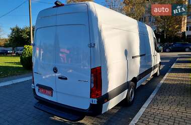 Вантажний фургон Mercedes-Benz Sprinter 2022 в 