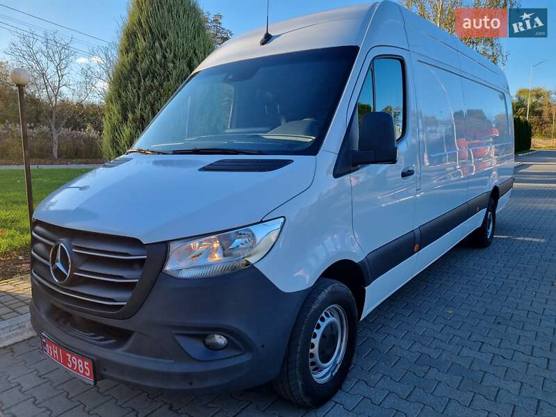 Вантажний фургон Mercedes-Benz Sprinter 2022 в Чернівцях