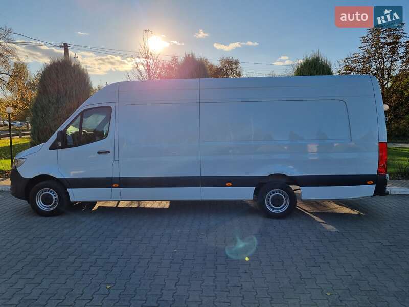 Вантажний фургон Mercedes-Benz Sprinter 2022 в Чернівцях