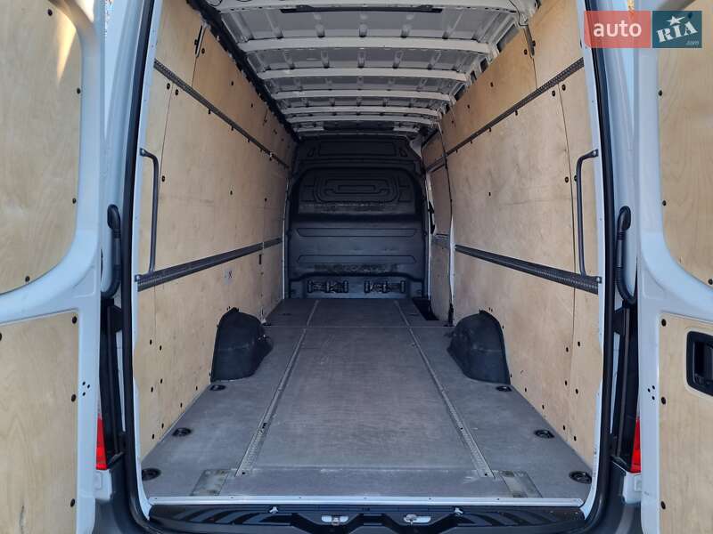 Вантажний фургон Mercedes-Benz Sprinter 2022 в Чернівцях