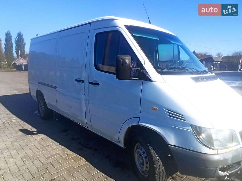 Mercedes-Benz Sprinter 2005