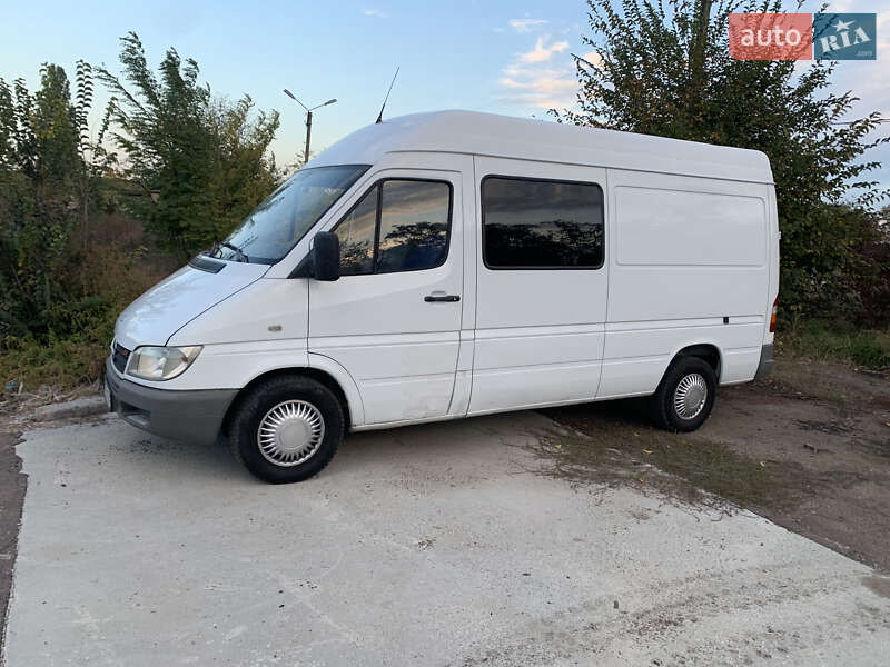 Грузопассажирский фургон Mercedes-Benz Sprinter 2006 в Измаиле