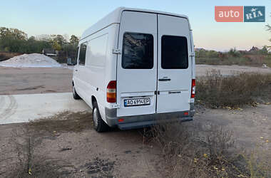 Вантажопасажирський фургон Mercedes-Benz Sprinter 2006 в 