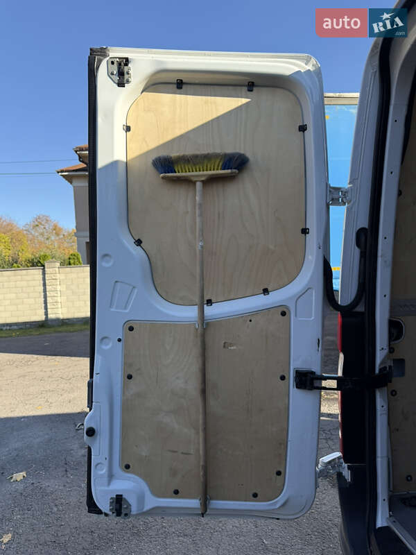 Грузовой фургон Mercedes-Benz Sprinter 2014 в Ровно фото 28 Грузовой фургон Mercedes-Benz Sprinter 2014 в Ровно