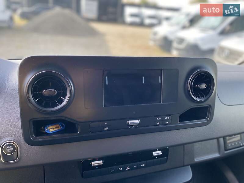 Вантажний фургон Mercedes-Benz Sprinter 2019 в Хусті фото 38 Вантажний фургон Mercedes-Benz Sprinter 2019 в Хусті