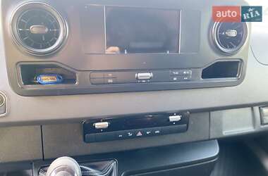 Грузовой фургон Mercedes-Benz Sprinter 2019 в  фото 43 Грузовой фургон Mercedes-Benz Sprinter 2019 в