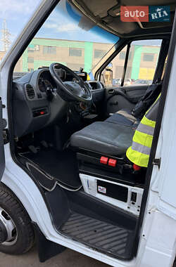 Автовоз Mercedes-Benz Sprinter 2002 в  фото 24 Автовоз Mercedes-Benz Sprinter 2002 в