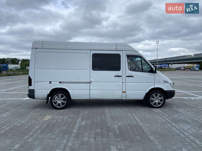 Грузовой фургон Mercedes-Benz Sprinter 2002 в Киеве фото 4 Грузовой фургон Mercedes-Benz Sprinter 2002 в Киеве