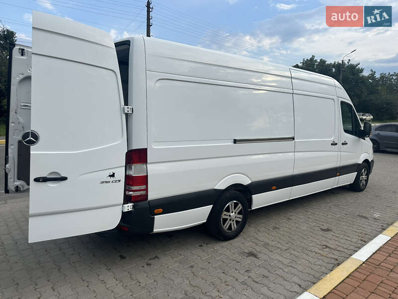 Микроавтобус грузовой (до 3,5т) Mercedes-Benz Sprinter 2013 в Дымере