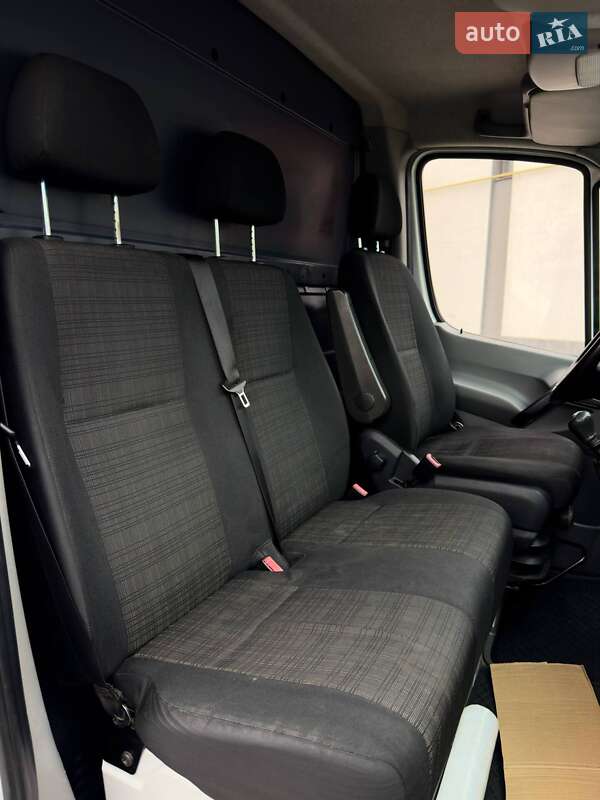 Грузовой фургон Mercedes-Benz Sprinter 2015 в Черновцах фото 16 Грузовой фургон Mercedes-Benz Sprinter 2015 в Черновцах