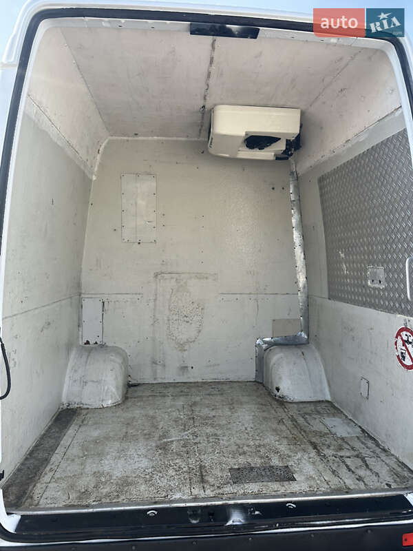 Рефрижератор Mercedes-Benz Sprinter 2004 в Рівному фото 11 Рефрижератор Mercedes-Benz Sprinter 2004 в Рівному