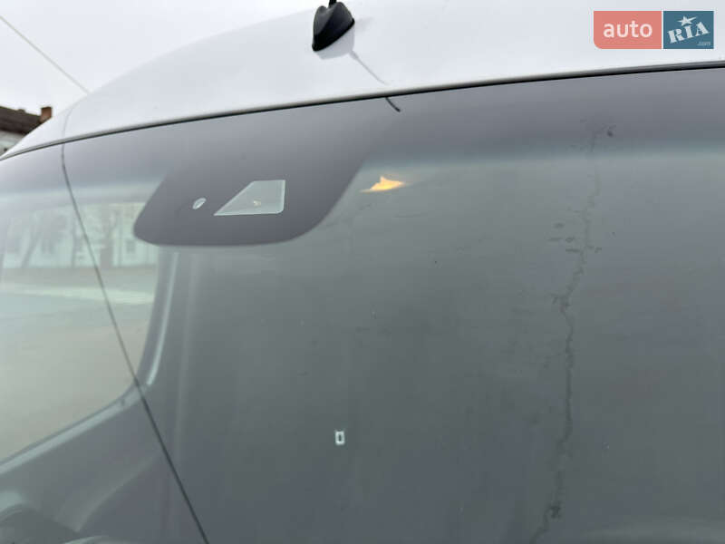 Вантажний фургон Mercedes-Benz Sprinter 2016 в Бердичеві фото 23 Вантажний фургон Mercedes-Benz Sprinter 2016 в Бердичеві