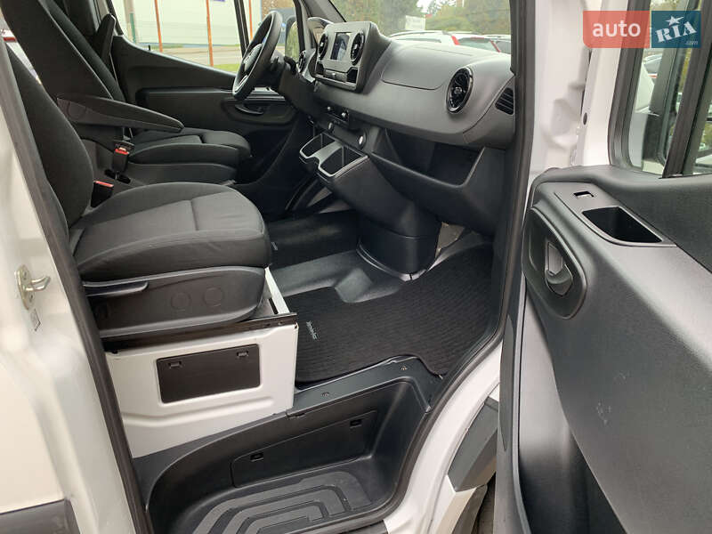 Мікроавтобус Mercedes-Benz Sprinter 2022 в Рівному фото 25 Мікроавтобус Mercedes-Benz Sprinter 2022 в Рівному