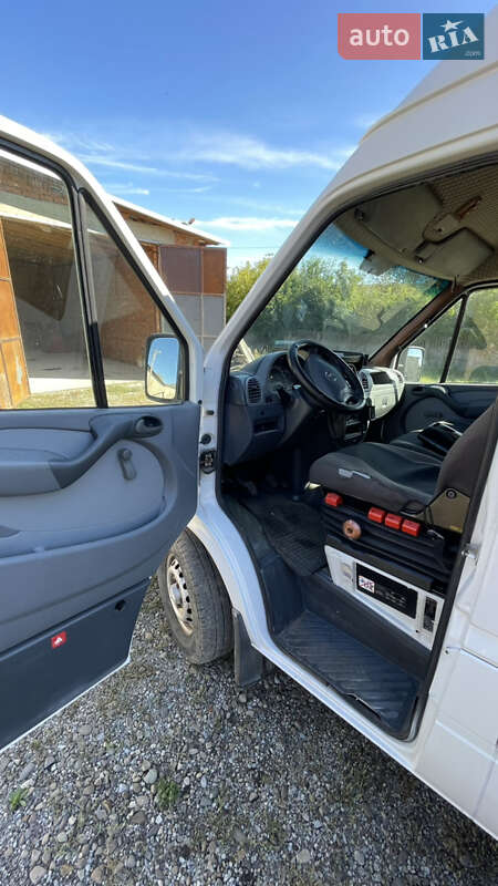 Микроавтобус Mercedes-Benz Sprinter 2005 в Заставной фото 10 Микроавтобус Mercedes-Benz Sprinter 2005 в Заставной