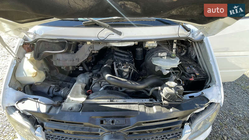 Микроавтобус Mercedes-Benz Sprinter 2005 в Заставной фото 9 Микроавтобус Mercedes-Benz Sprinter 2005 в Заставной