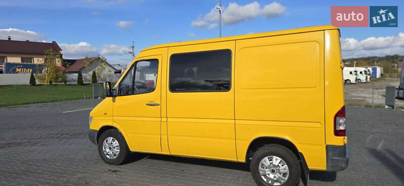 Вантажопасажирський фургон Mercedes-Benz Sprinter 1998 в Чернівцях