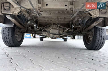 Вантажний фургон Mercedes-Benz Sprinter 2004 в  фото 11 Вантажний фургон Mercedes-Benz Sprinter 2004 в