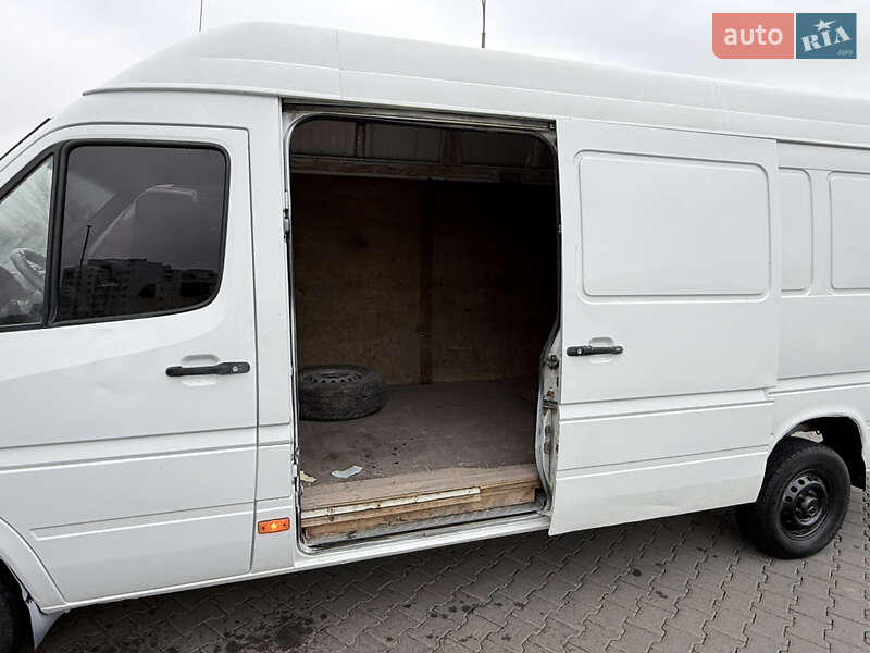 Грузовой фургон Mercedes-Benz Sprinter 2004 в Хмельницком фото 16 Грузовой фургон Mercedes-Benz Sprinter 2004 в Хмельницком